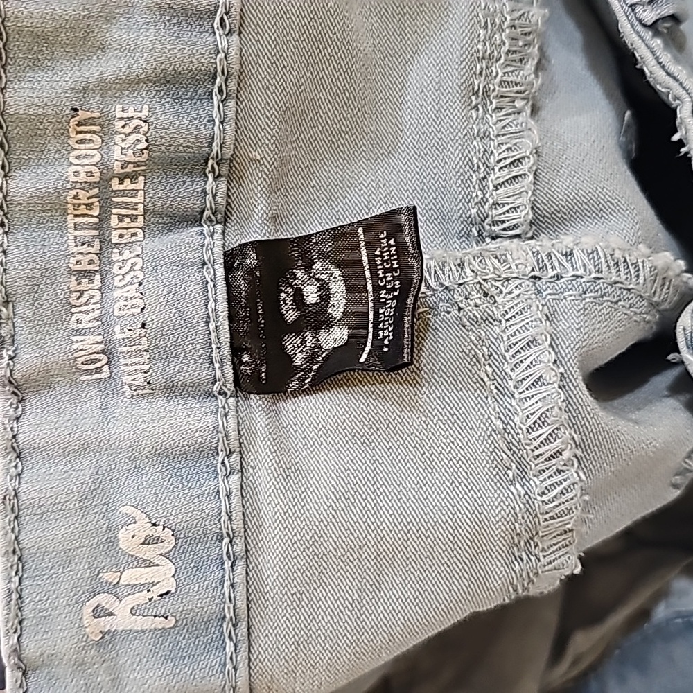Jeans - Picture 3 of 3